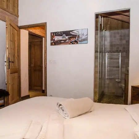 아파트 In Duplex Of A Chalet Located In The Area Of Les Pecles 샤모니