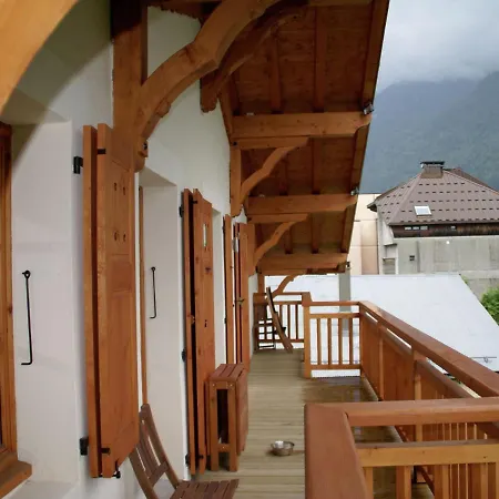 In Duplex Of A Chalet Located In The Area Of Les Pecles