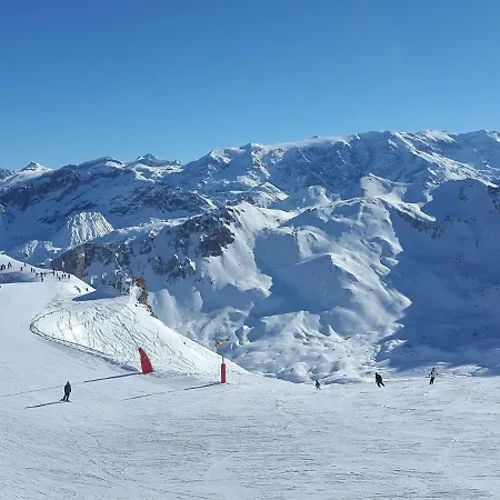 In Duplex Of A Chalet Located In The Area Of Les Pecles 샤모니